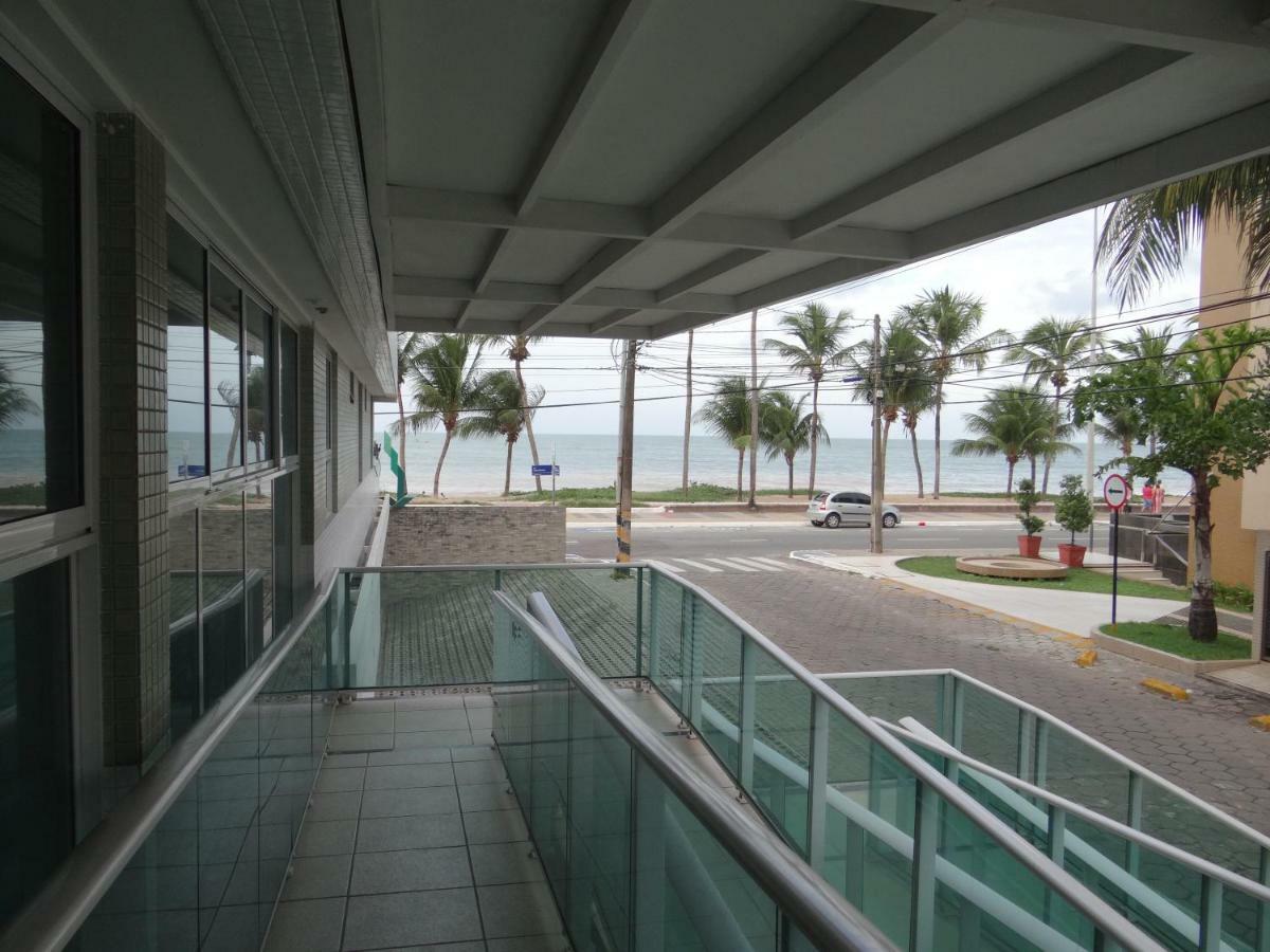 Готель Flat A Beira Mar De Joao Pessoa Com Ar Екстер'єр фото